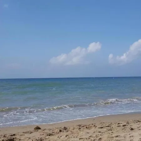 Lägenhet 100m From Marbella