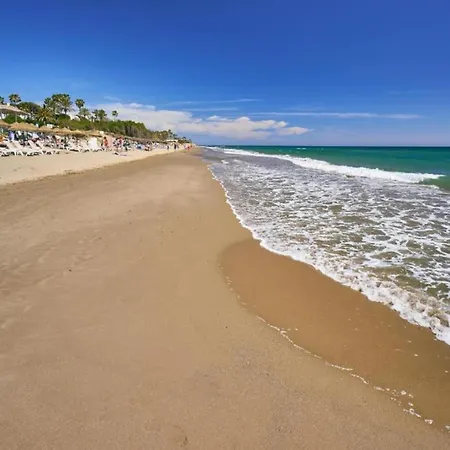 Lovely With Shared Pool Apartment Marbella