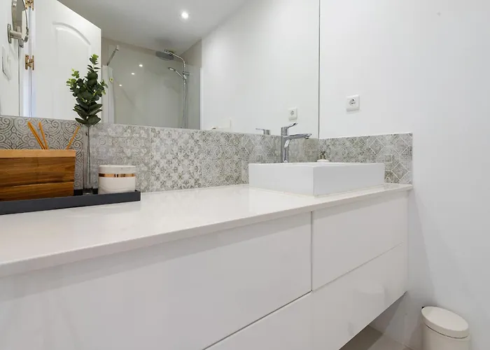 Апартаменты 100m From