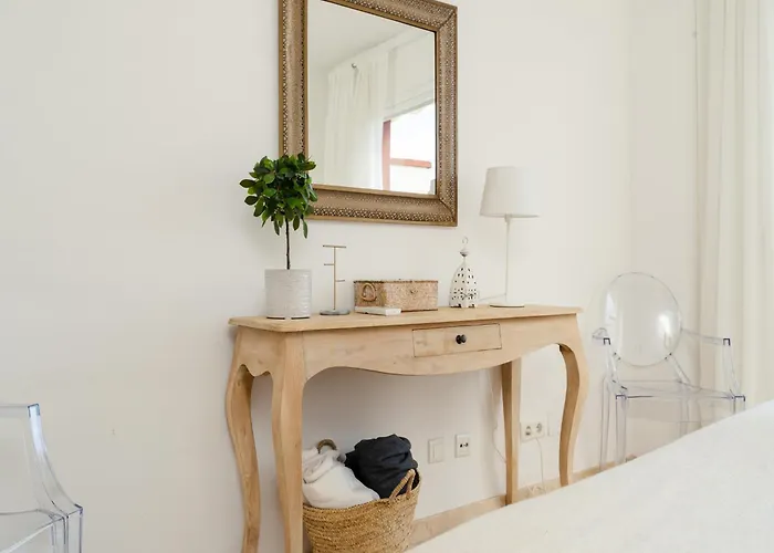 100m From Апартаменты *