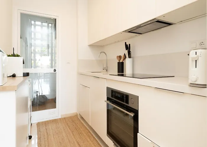 100m From Марбелья